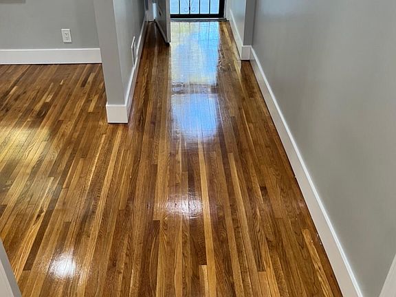 3rd image of 658 S 5th Ave #2