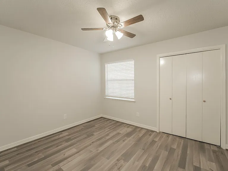 9223 Bristlebrook Dr — Photo 15