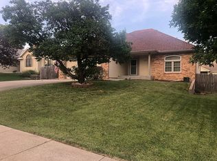 2840 SW Cannock Chase Rd, Topeka, KS 66614