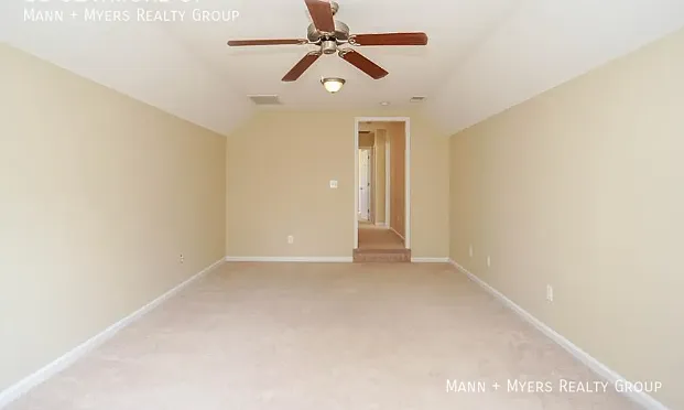 11 Claymore Ct — Photo 23