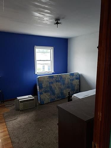 2nd image of 721 Post Ave