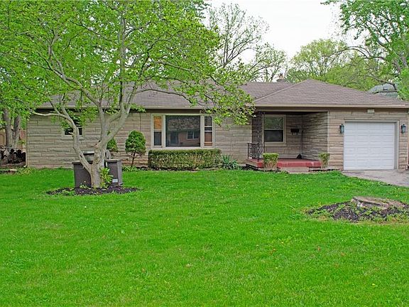 2nd image of 6896 Meadow View Dr
