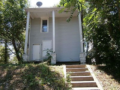 1st image of 3525 Smart Ave