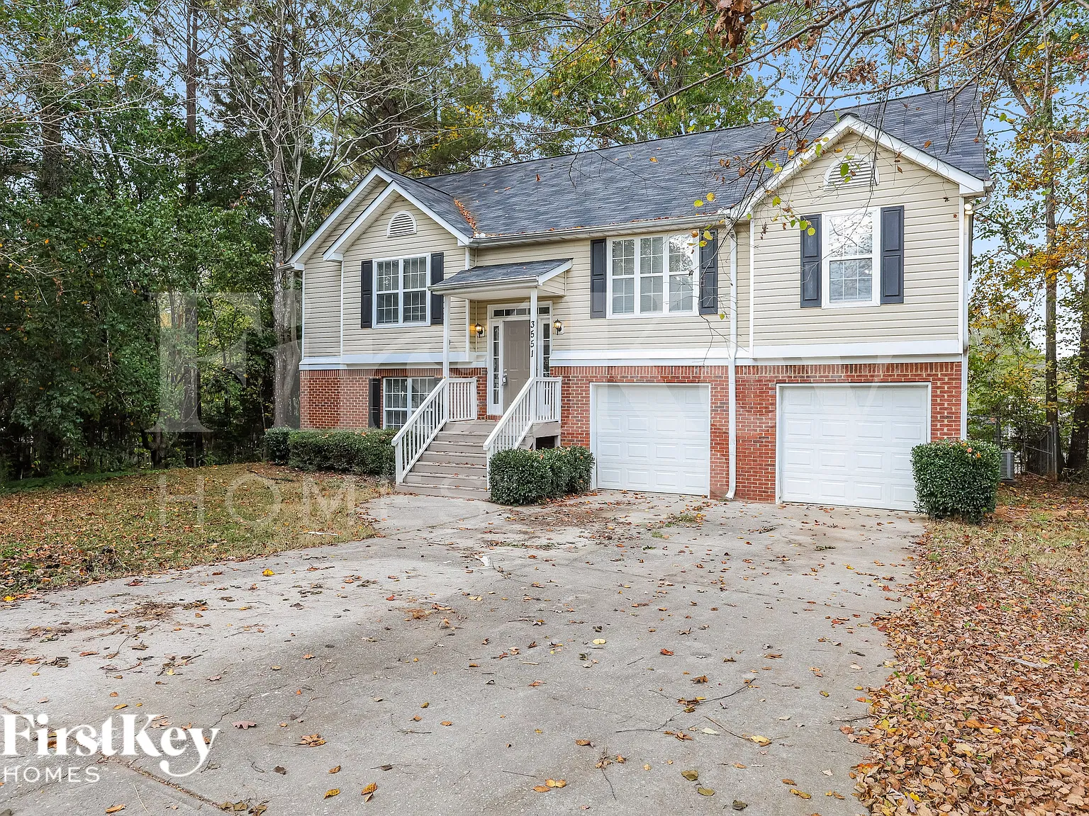 4 bed, 3.0 bath, 2280 sqft, $2,570 — Photo 4