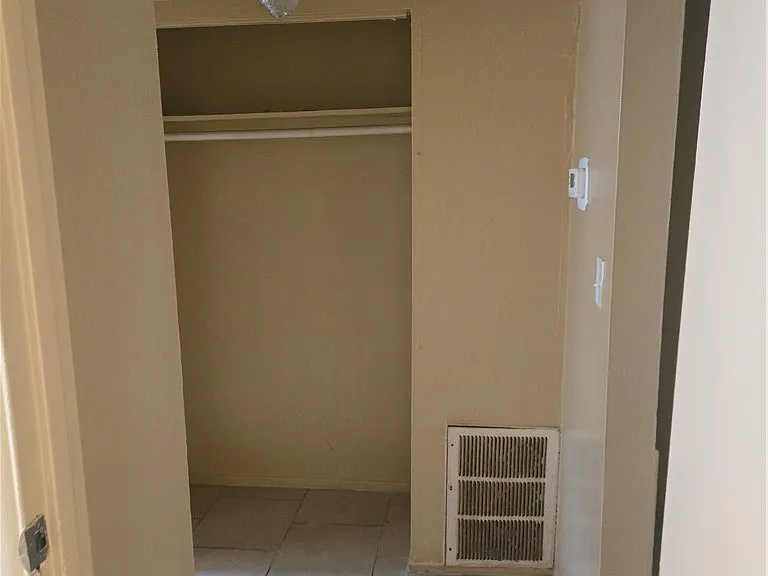 2104 Sunrise Ave #14 — Photo 7