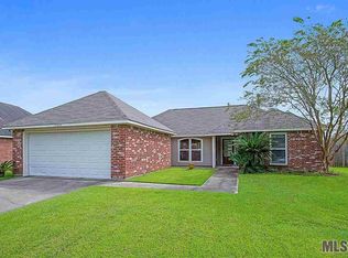 23514 Springhill Dr, Denham Springs, LA 70726