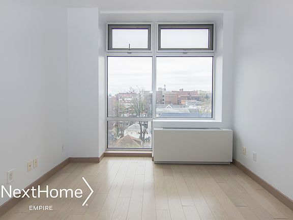 5th image of 4007 73rd St #5B