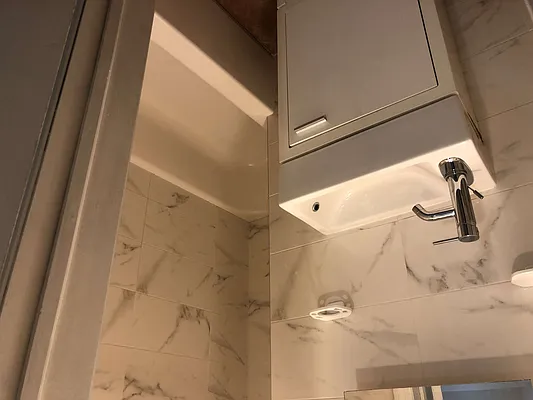 Rented by J M Weber Real Estate Inc | media 11