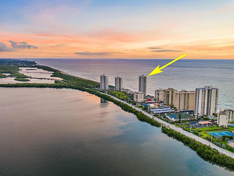 5420 N Ocean Dr #1705 — Photo 34