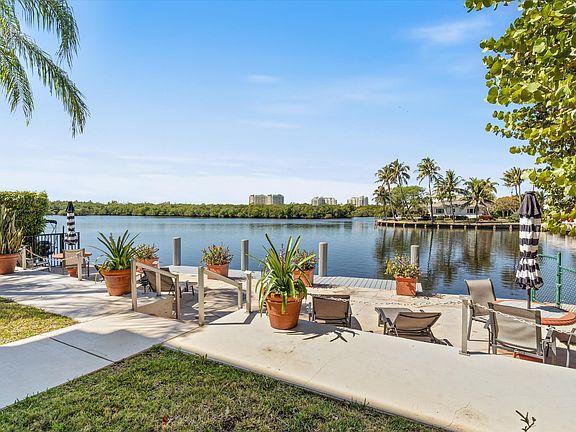 4th image of 6590 N Ocean Boulevard #9