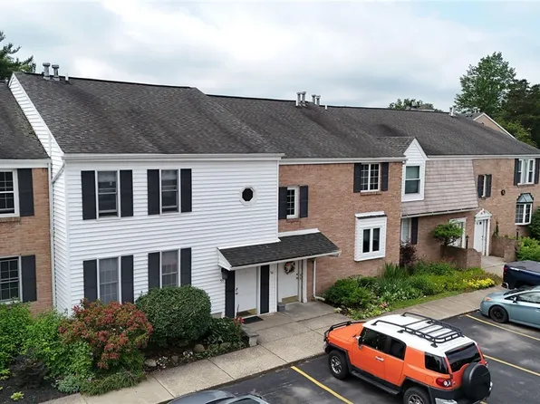 270 Buffalo Rd APT 55, East Aurora, NY 14052