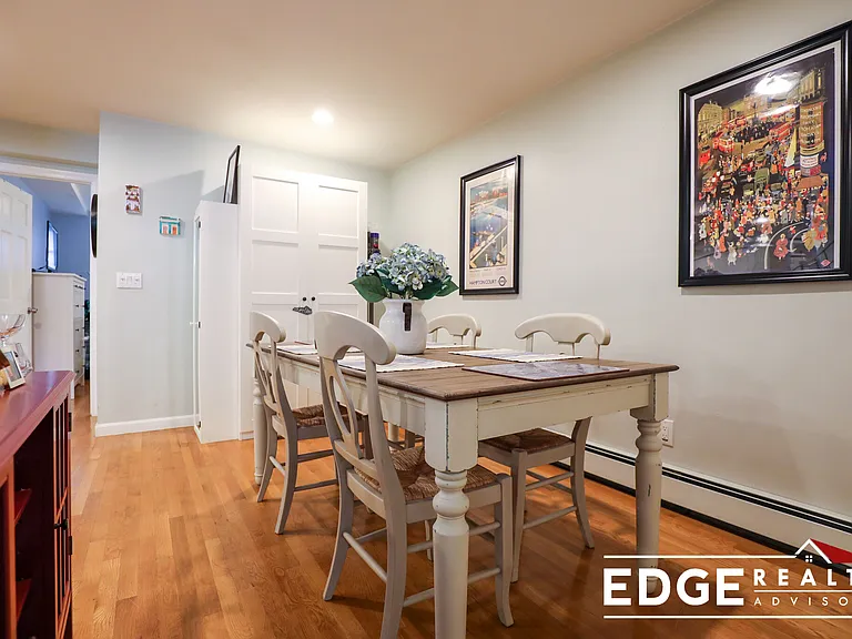 17 Strathmore Rd #B — Photo 8