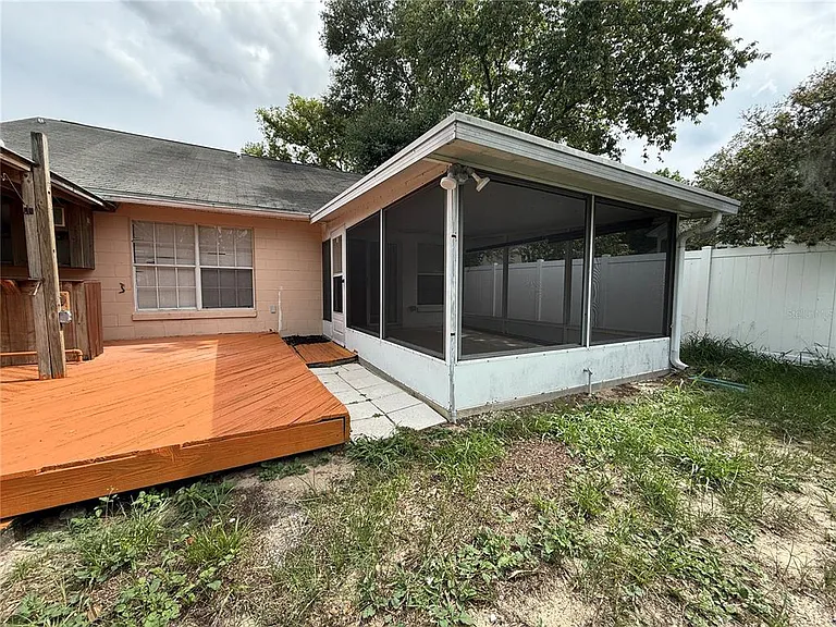 6521 Garden Spring Ct — Photo 19