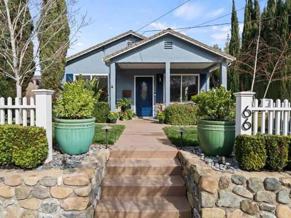 66 Chester St, Los Gatos, CA 95032