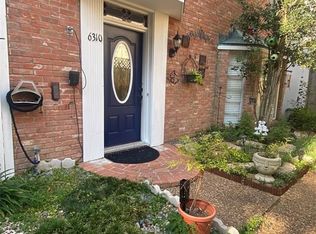 6310 Deerwood Rd, Houston, TX 77057