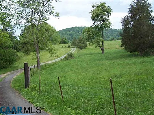 2802 Old Lynchburg Rd photo 1