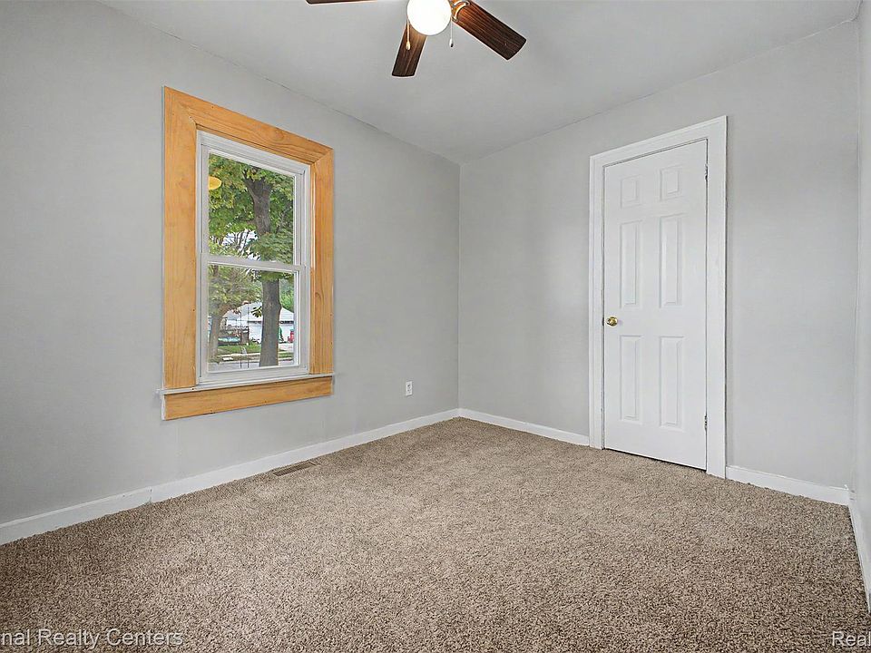 1759 Howard St, photo 23