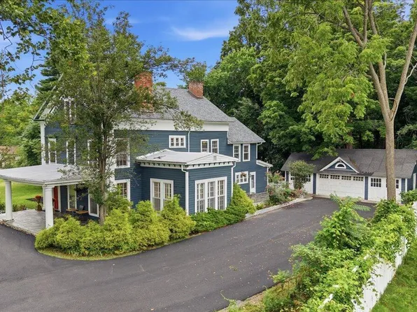 105 Brunswick Road, Troy, NY 12180