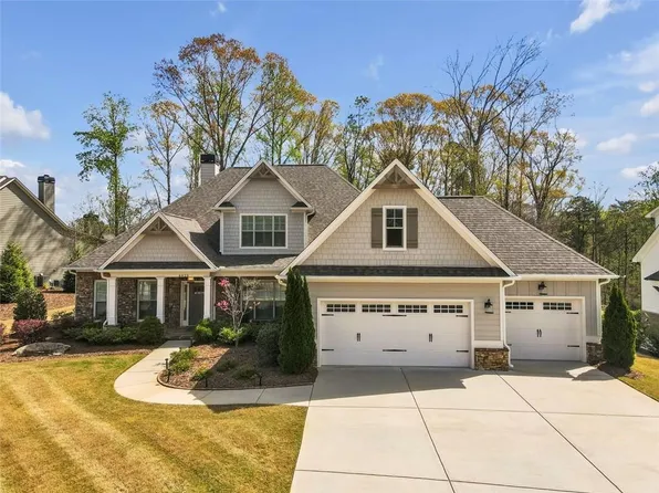 8825 Port View Dr, Gainesville, GA 30506