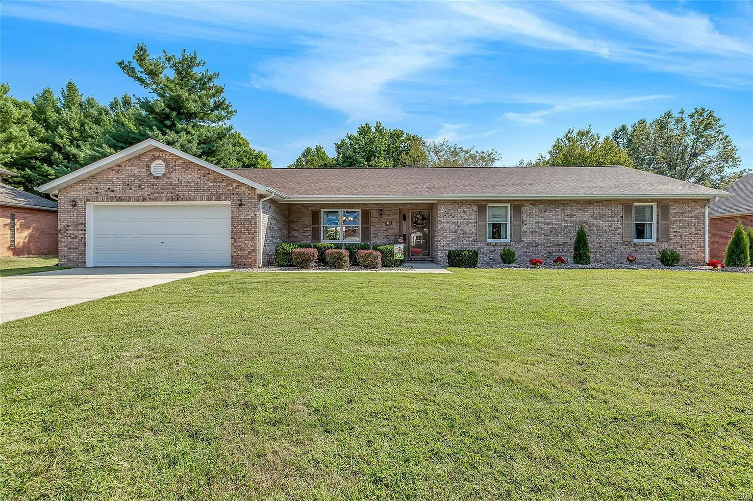 410 Tupelo Dr photo 1