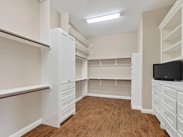 9436 Hufsmith Rd — Photo 23