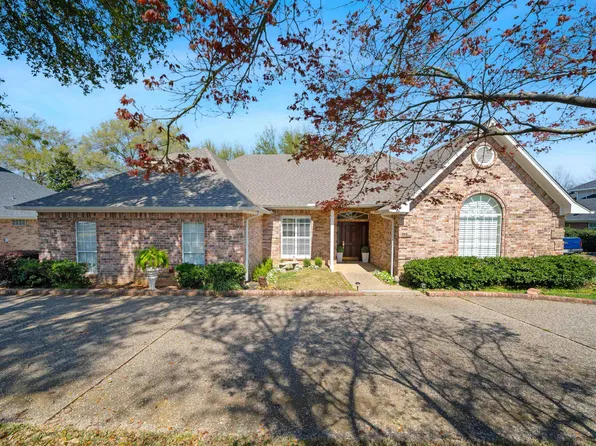 1607 Royal Oak Dr, Tyler, TX 75703