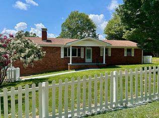 104 Kay Road Ext, Flat Rock, NC 28731