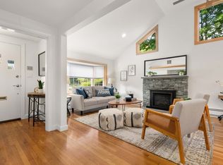 226 Grove St, Brookline, MA 02467