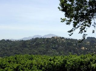 212 Crescent Dr, Orinda, CA 94563