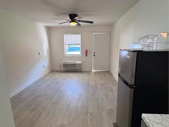 2nd image of 3334 Dellwood Rd #3