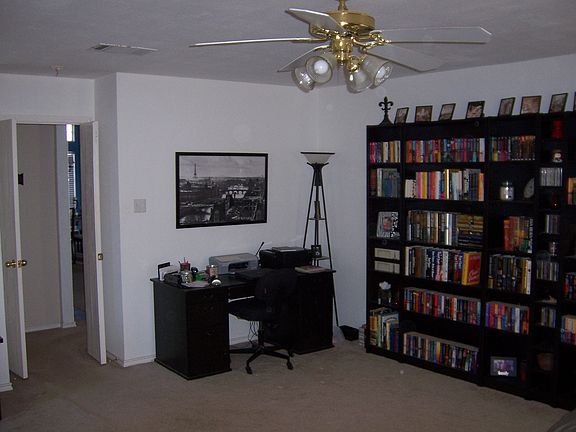 4th image of 5628 Sugar Maple Dr