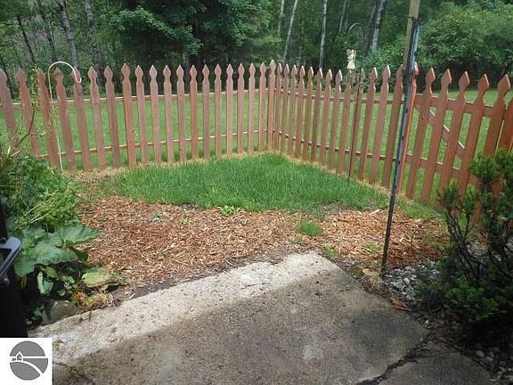 4th image of 3140 Husted Dr