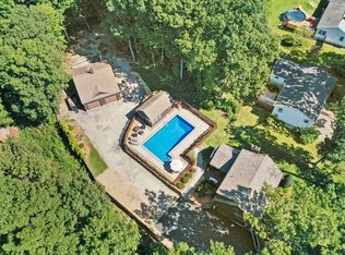 1 Shepherd Ave, Dudley, MA 01571