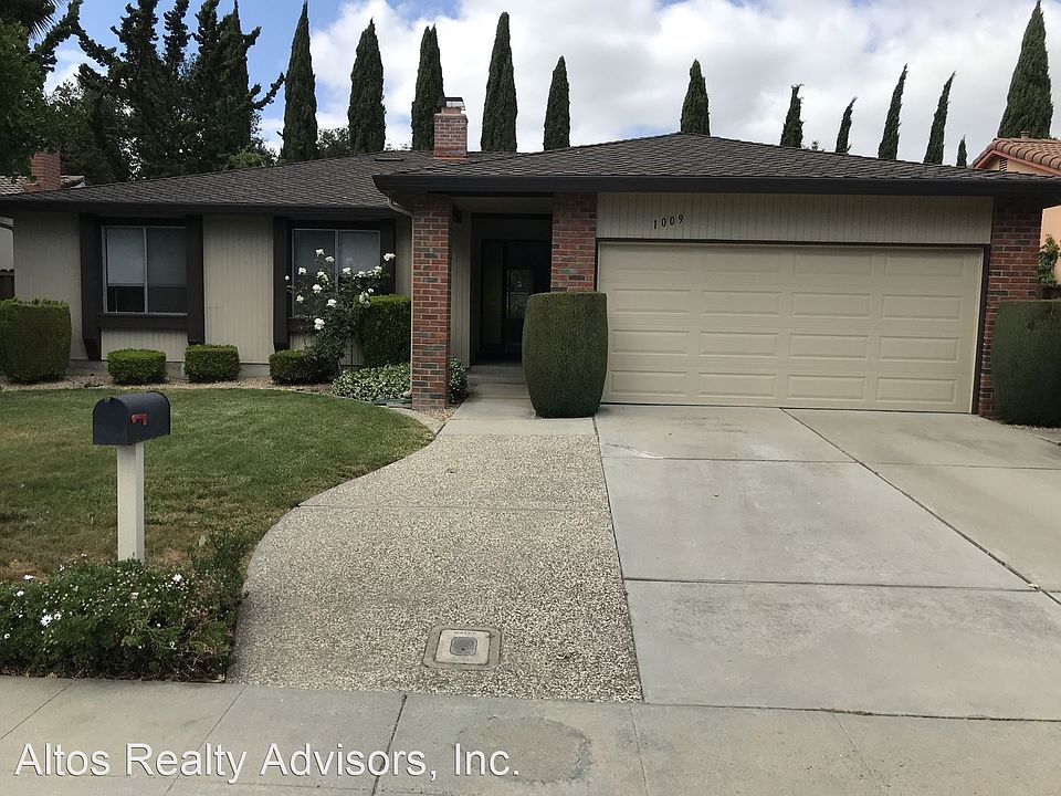 1st image of 1009 Lupine Dr