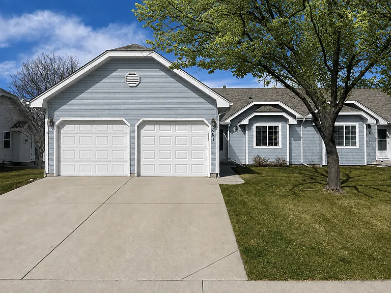 601 Moose Ct — Photo 1