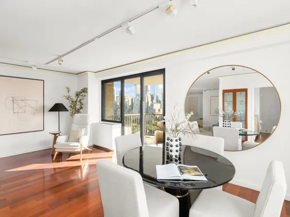 10 West 66th Street image 5 of 35