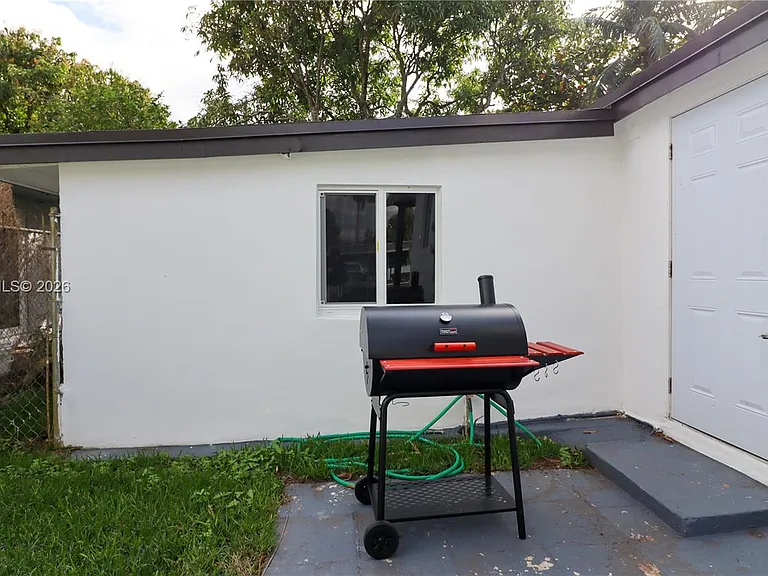 330 NW 82nd Ter #A — Photo 24