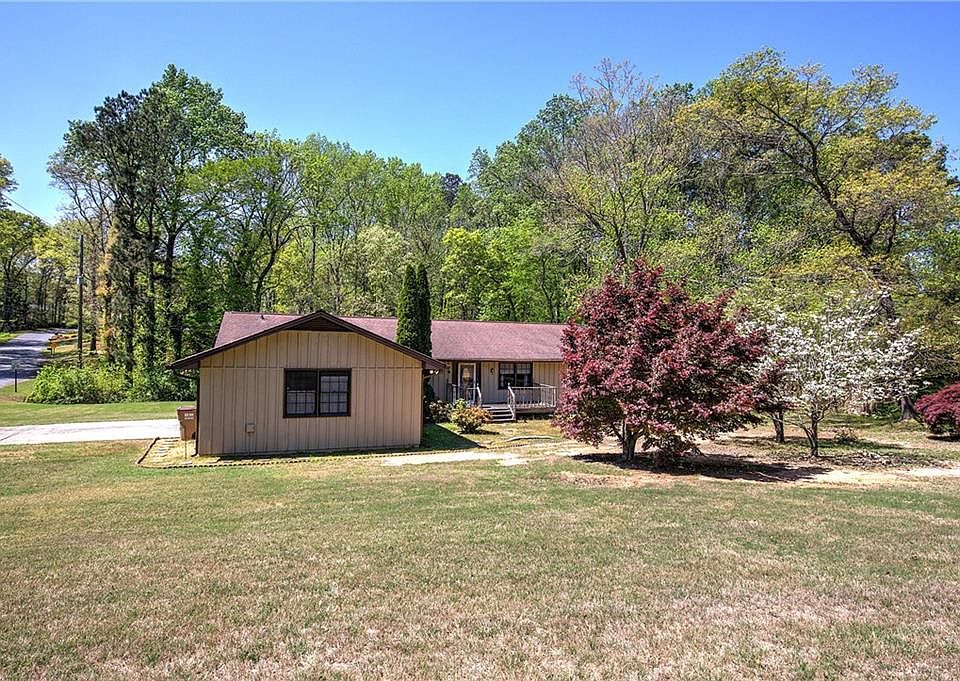 1st image of 2534 Horseshoe Bend Rd SW