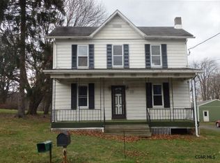 302 Locust St, Seward, PA 15954