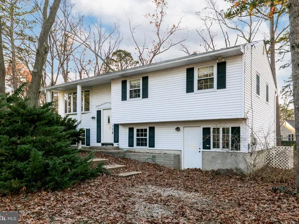 5 Pine Rd, Chatsworth, NJ 08019