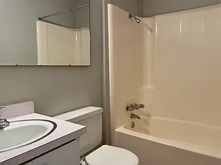 801 E Main St — Photo 5