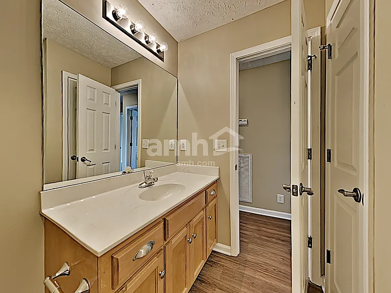 145 Buttermere Dr — Photo 15