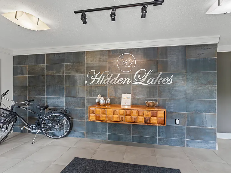 Hidden Lakes — Photo 10