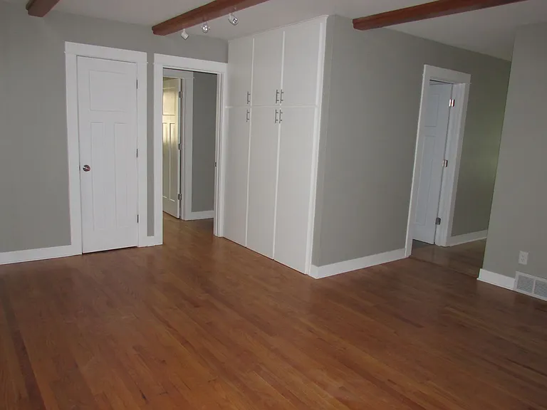 6405 Alison Ln — Photo 2