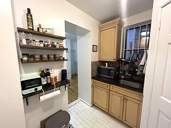 Rented by Best Apartments North Inc