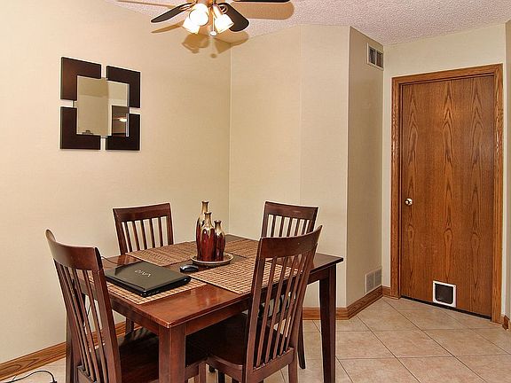 4th image of 2512 Wilshire Ct