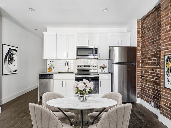 4th image of 346 W 56th St APT 5D