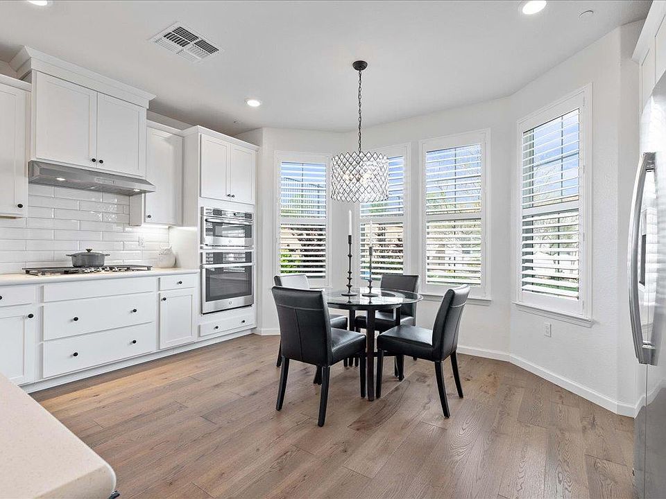 1st image of 6589 Primavera Ln