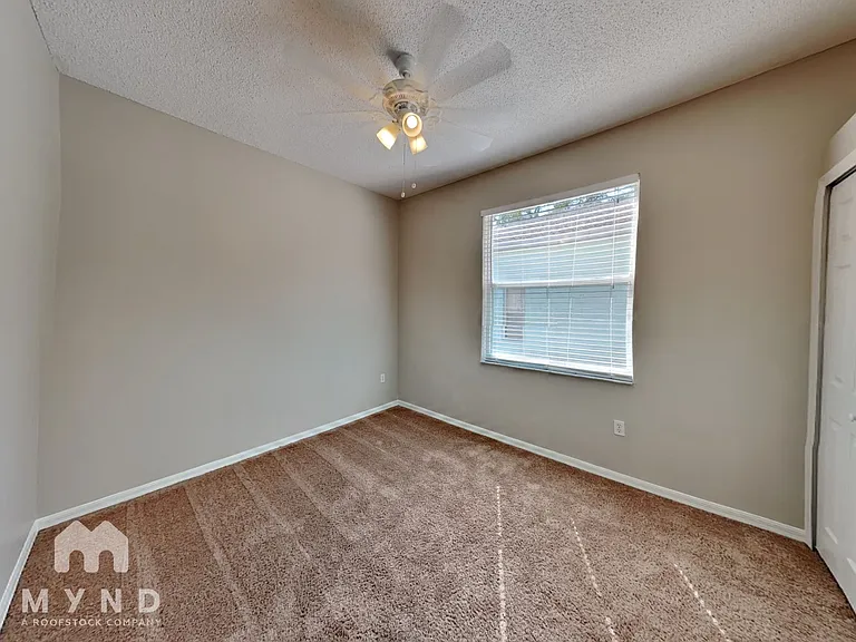 7026 Captiva Cir — Photo 20