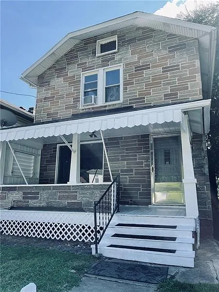 530 Virginia Ave photo 1